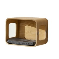 Arbre à chat et lit combinés en bois massif avec panneau courbé sur mesure, poteau à gratter mural peu encombrant