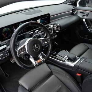Jantes et pneus R19 d'occasion pour <span class=keywords><strong>Mercedes</strong></span>-<span class=keywords><strong>Benz</strong></span> Classe <span class=keywords><strong>A</strong></span> <span class=keywords><strong>AMG</strong></span> 35L 4MATIC Berline 2022, excellent état, luxe, Auto Ben-z - Product Image 6