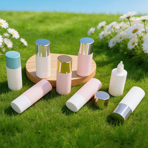 Flacons de crème <span class=keywords><strong>solaire</strong></span> pour le <span class=keywords><strong>visage</strong></span> et le corps de 30 ml, marque CAIYA, rose, blanc, PP, or rose, forme ovale, emballage vide, bouchon à vis, modèle - Product Image 6