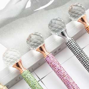 Stylo bille publicitaire créatif personnalisé en gros avec paillettes rondes en forme de diamant pour cadeau de fille - Product Image 2