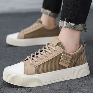 Nuevos zapatos deportivos versátiles de suela gruesa para hombre y mujer, modernos, casuales y a la moda, con suela suave para exteriores. - Product Image 3