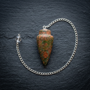 Pierre pendule naturelle Unakite taillée en baguette conique, Jaspe rouge et vert poli, pour la lithothérapie, 15-35mm, pour la fabrication de colliers - Product Image 3
