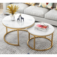 Table basse gigogne en bois de style ferme nordique moderne de luxe avec rangement et pieds dorés pour salon et mobilier de maison
