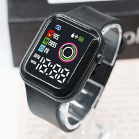 Montre électronique LED d'extérieur à succès en usine, boîtier de montre magique, montre tendance, bouton carré simple pour étudiant, garçon, fille