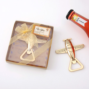 Ouvre-bouteille magnétique en alliage de zinc en forme d'avion pour réfrigérateur, 11x10x2.1cm, idéal pour mariages, anniversaires, ouverture de bières - Product Image 4