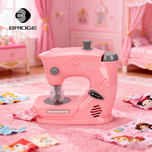 Macchina da Cucire Giocattolo BRIOGE Rosa in Plastica per Bambini, Giochi di Ruolo, Senza Batteria - Product Image 4