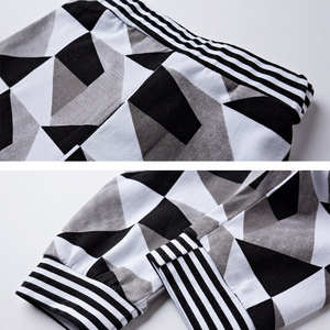 Ropa para Bebés y Niños Pequeños, Conjuntos de Romper de Algodón Orgánico con Estampado de Argyle y Letras, Artículos al por Mayor de China - Product Image 3