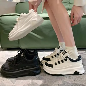 Nuevos Zapatos Deportivos Transpirables y Versátiles con Punta Redonda, Zapatos Planos Cómodos para Mujer - Product Image 2