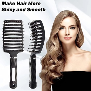 Grand peigne à cheveux en plastique avec coussin moelleux pour le coiffage et le lissage à domicile - Product Image 2