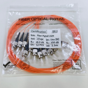 Cable Pigtail Multimodo OM2 de 0.9mm y 1.5M, con Certificación ST y UPC, MOQ Bajo, para Cableado de Red en Fábricas y Talleres (OEM) - Product Image 2