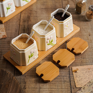 Juego de tarros de condimentos de azúcar pintados a mano con alivio de cocina con tapa de bambú <span class=keywords><strong>y</strong></span> soporte de bambú, caja de condimentos de cerámica para sal - Product Image 4