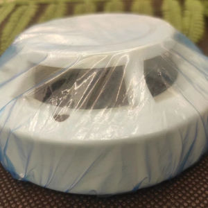 <strong>Smoke</strong> Detector Housing <strong>for</strong> Fire <strong>Alarm</strong> System Enclosure <strong>Smoke</strong> Detector Plastic Elastic Dust <strong>Cover</strong> - Product Image 1