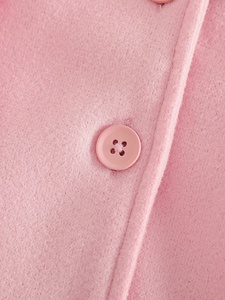 Casaco de Inverno/Outono para Menina com Lapela de Pelúcia e Botão em Forma de Chifre 100% Poliéster Respirável para Crianças Pequenas - Presente Quente - Product Image 5