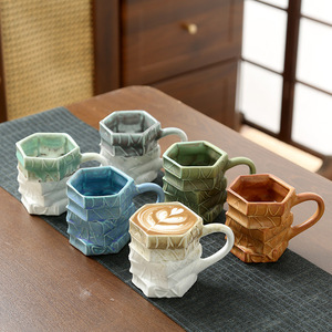 แก้วเซรามิกรูปทรงแปลกตาแบบร่วมสมัยสำหรับขายส่ง และแก้วกาแฟเคลือบเงาสำหรับงานปาร์ตี้ ใช้ซ้ำได้ทั้งที่บ้านและที่ทำงาน - Product Image 1