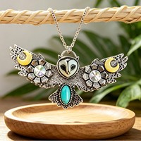 Collar de Turquesa con Diseño de Búho, Flor y Luna |   Joyería May Flower Moon Wisdom |   Collar Unisex Plateado con Diseño de Búho Estampado Estilo Western