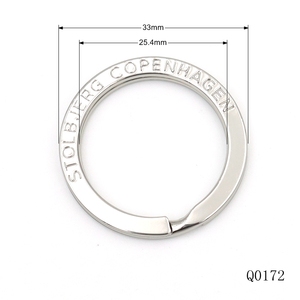 Anillo plano de latón cepillado antiguo de 30 mm con logo personalizado estampado, tipo llavero de alambre de <span class=keywords><strong>hierro</strong></span>. - Product Image 3