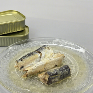 Aliments en conserve de haute qualité Fruits de mer Poisson en conserve <span class=keywords><strong>Sardine</strong></span> en conserve dans l'huile végétale Prix d'usine avec des marques OEM à vendre - Product Image 1
