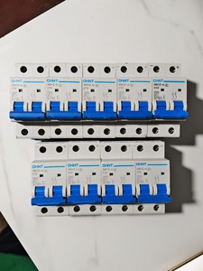 Contrôleur PLC, capteur, disjoncteur DC, neuf d'origine, 2P3A10A16A - Product Image 6