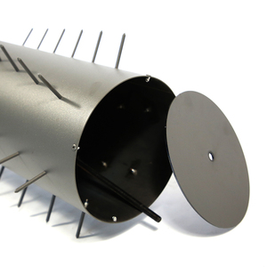 Aérateur de pelouse Aérateur manuel amélioré Outil de pelouse avec poignée en acier détachable Aérateur d'herbe avec 39 pointes de dents <span class=keywords><strong>Machine</strong></span> d'aération de pelouse - Product Image 4
