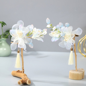 Nouveaux accessoires de coiffure Hanfu faits à la main pour femmes et enfants 2023, épingles à cheveux de style ancien avec pompons bleu clair et cheveux - Product Image 1