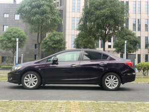 <span class=keywords><strong>Honda</strong></span> <span class=keywords><strong>Civic</strong></span> <span class=keywords><strong>2013</strong></span> Morado 1.8L Automático de <span class=keywords><strong>Segunda</strong></span> <span class=keywords><strong>Mano</strong></span>, Económico, para Exportación - Product Image 2