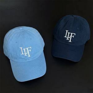 Gorras de Béisbol Personalizadas de 6 Paneles con Logotipo Bordado OEM, Gorras de Algodón sin Estructura Estilo Dad Hat - Product Image 1