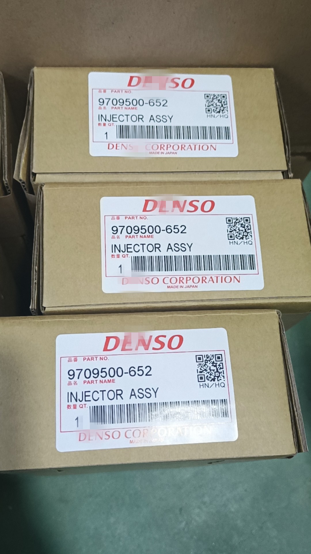 common rail injector 095000-6521 095000-6520 9709500-652 injector for Hino 300 N04C injector nozzle 095000-6521 095000-6520
