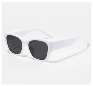 Gafas de Sol Coreanas GM con Marco Grande Estilo Ojo de Gato, Retro, Modernas, Ligeras, de Alta Gama, Unisex, Anti-UV, Polarizadas TR - Product Image 5
