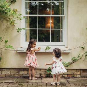 Ropa para Niños y Bebés al por Mayor, Ropa Infantil Bordada Personalizada con Flores, Vestido de Fiesta para Niñas Pequeñas - Product Image 4