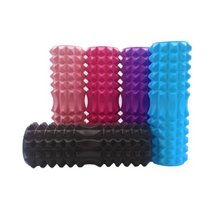 Bán buôn oriflow 18-inch mật độ cao lưỡi liềm trăng PVC/EVA thân thiện với môi Spike massage con lăn nhỏ gọn trở lại giảm đau Yoga - Product Image 6