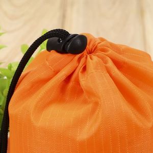 ถุงตาข่ายไนลอนสีดำขนาดเล็กแบบมีเชือกผูกพร้อมตัวล็อคสำหรับใช้งานในอุตสาหกรรม-เก็บขยะ พิมพ์โลโก้ตามสั่งและสกรีนผ้าไหม - Product Image 3