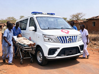 Ambulance électrique pure Changan Ruixing, autonomie 260 km, espace médical 5,4 m³, double oxygène, liste de prix du groupe CLW