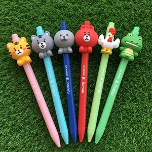 ปลอกปากกาซิลิโคน 3 มิติ ลายการ์ตูน สำหรับเด็ก สั่งซื้อจำนวนมาก อุปกรณ์สำนักงาน อุปกรณ์การเรียน ของขวัญส่งเสริมการขาย รูปสัตว์น่ารัก - Product Image 1