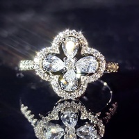Bague Trèfle à Quatre Feuilles Romantique pour Femme en Argent Sterling 925 avec Zircon 8A en Forme de Poire et Halo Goutte d'Eau, Collection Joaillerie Fine 2026