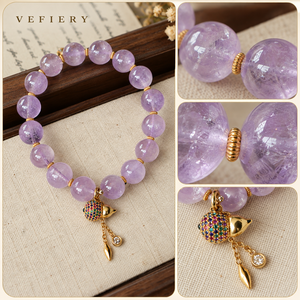 Pulsera de cuentas redondas de amatista lavanda con dije decorativo en tono dorado - Product Image 3