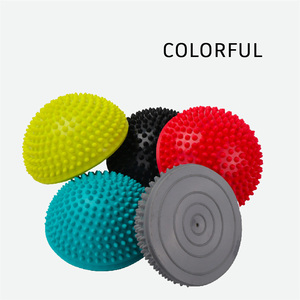 Palla da Massaggio Mezza Sfera in PVC Morbido Personalizzabile con Logo, Leggera, Antiscivolo, per Riflessologia Plantare, Yoga e Fascite Plantare - Vendita all'Ingrosso - Product Image 2