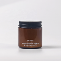 Ensemble de bougies parfumées et diffuseurs de luxe très demandés, avec couleurs, logos et senteurs personnalisés, coffret cadeau