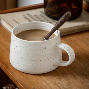 Mug à café en céramique mouchetée personnalisé, mug à thé blanc simple - Product Image 1