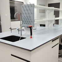 Banc de laboratoire tout acier résistant aux produits chimiques, table de travail de laboratoire pour mobilier de laboratoire moderne