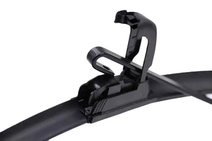 Limpiaparabrisas cromados sin marco suave universal de alta calidad al por mayor para limpiaparabrisas de coche Yaris caucho Natural - Product Image 4