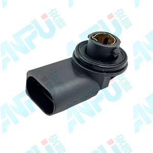 ฝาครอบไฟเลี้ยวหน้ารถยนต์ Vw Rz 01 A0118 พลาสติกยึดด้วยสกรู ฝาครอบไฟแบบเสียบตรง - Product Image 2