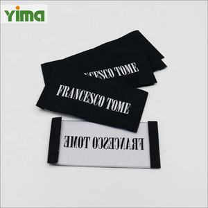 Etiquetas de cuello de ropa cosidas de alta densidad personalizadas, etiquetas de cuello hechas plegables de extremo directo de fábrica para camiseta - Product Image 1