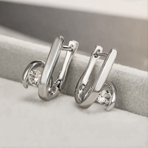 Orecchini a Cerchio Geometrici Avvolgenti per Donne, Ear Cuff Minimalista Curvo, Gioielli di Moda Quotidiana - Product Image 2