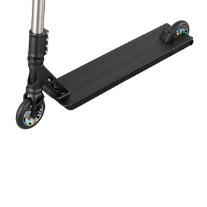 GETWICK Golden Titanium T bar Triangle <span class=keywords><strong>Street</strong></span> Edition Pro Scooter Noir, le scooter <span class=keywords><strong>freestyle</strong></span> le plus cher, le meilleur scooter de stunt - Product Image 2