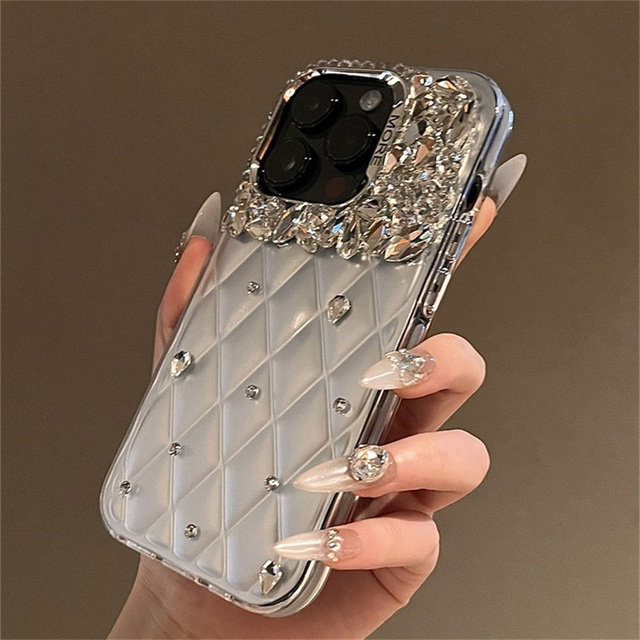 Luxury Women Glitter Diamond Phone Case for iPhone 17 16 15 14 13 12 11 Pro Max Shockproof Protective Mobile Phone Cover