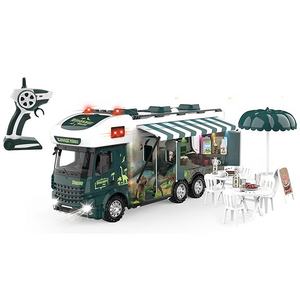 Explore and Play 2,4G Radio Control de plástico Touring Caravan RC Truck Toy con cabina desmontable y diseños específicos del tema - Product Image 1
