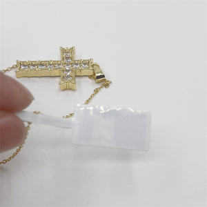 Etiqueta RFID UHF de 50*24mm, Seca/Húmeda, 860-960MHz, Chip U9, EPC Global Clase 1 Gen2, Largo Alcance 10m, Pasiva, para Ropa y Comercio Minorista - Product Image 4