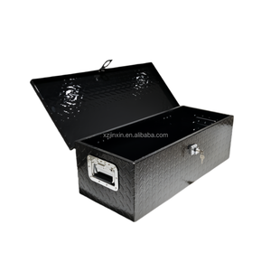 Boîte à outils en aluminium imperméable à motif diamant pour le rangement extérieur des véhicules - Product Image 3