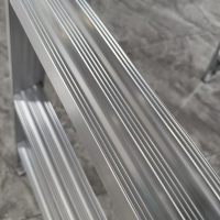 Échelle pliante double face en aluminium facile à monter, échelle à marches en aluminium pliable, 150 kg, vente en gros