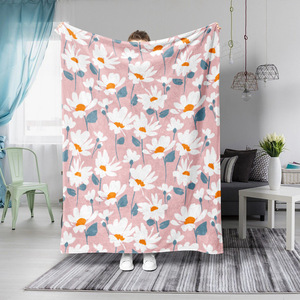 Couverture en peluche douce et luxueuse à imprimé roses roses, idéale pour canapé, chambre d'hôtel, salon de lecture, cadeau de mariage ou décoration. - Product Image 3
